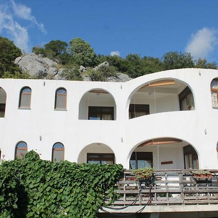 Pataki Guesthouse Petrovac Exterior foto